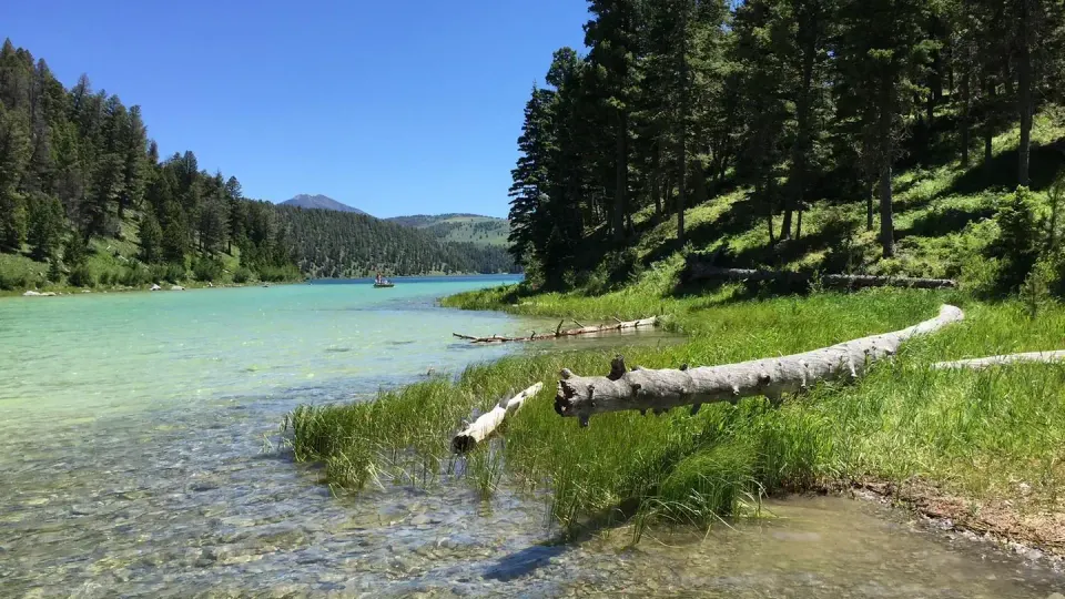 Cliff Lake